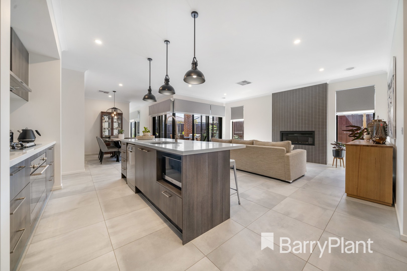 64 Tindale Boulevard, Werribee, VIC 3030, Werribee - Thumbnail 8