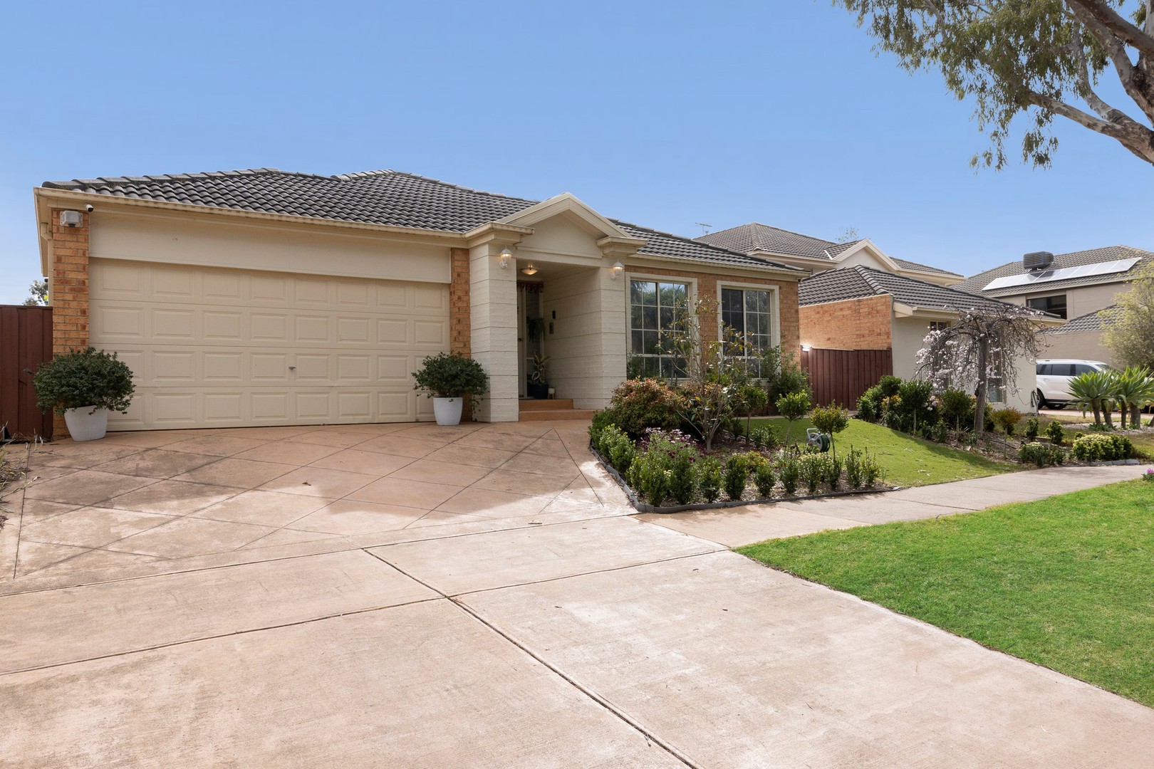 64 Tournament Drive, Point Cook, VIC 3030, Point Cook - Thumbnail 2