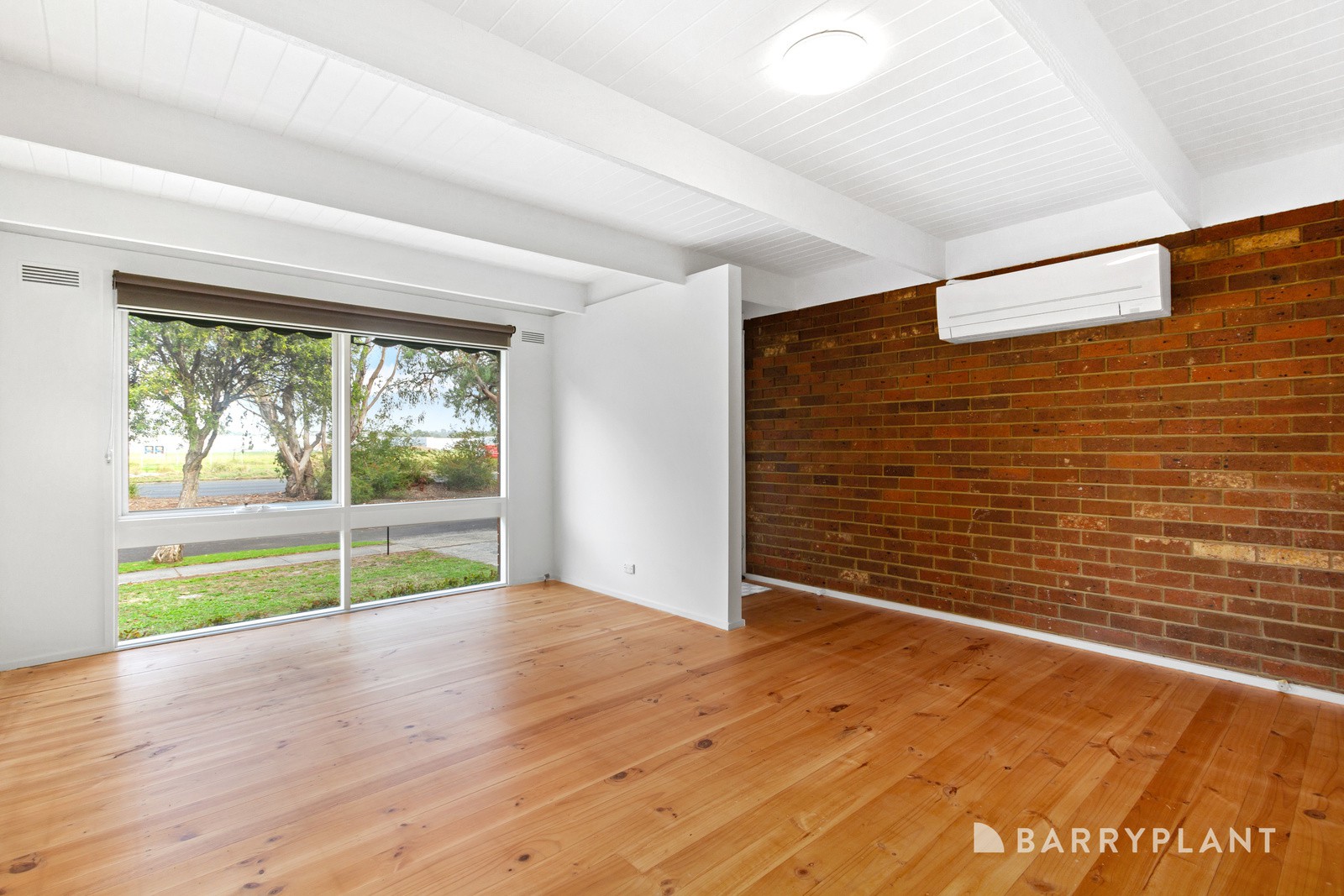 645 Dorset Road, Bayswater North, VIC 3153 - Thumbnail 2 - 28/03/2025