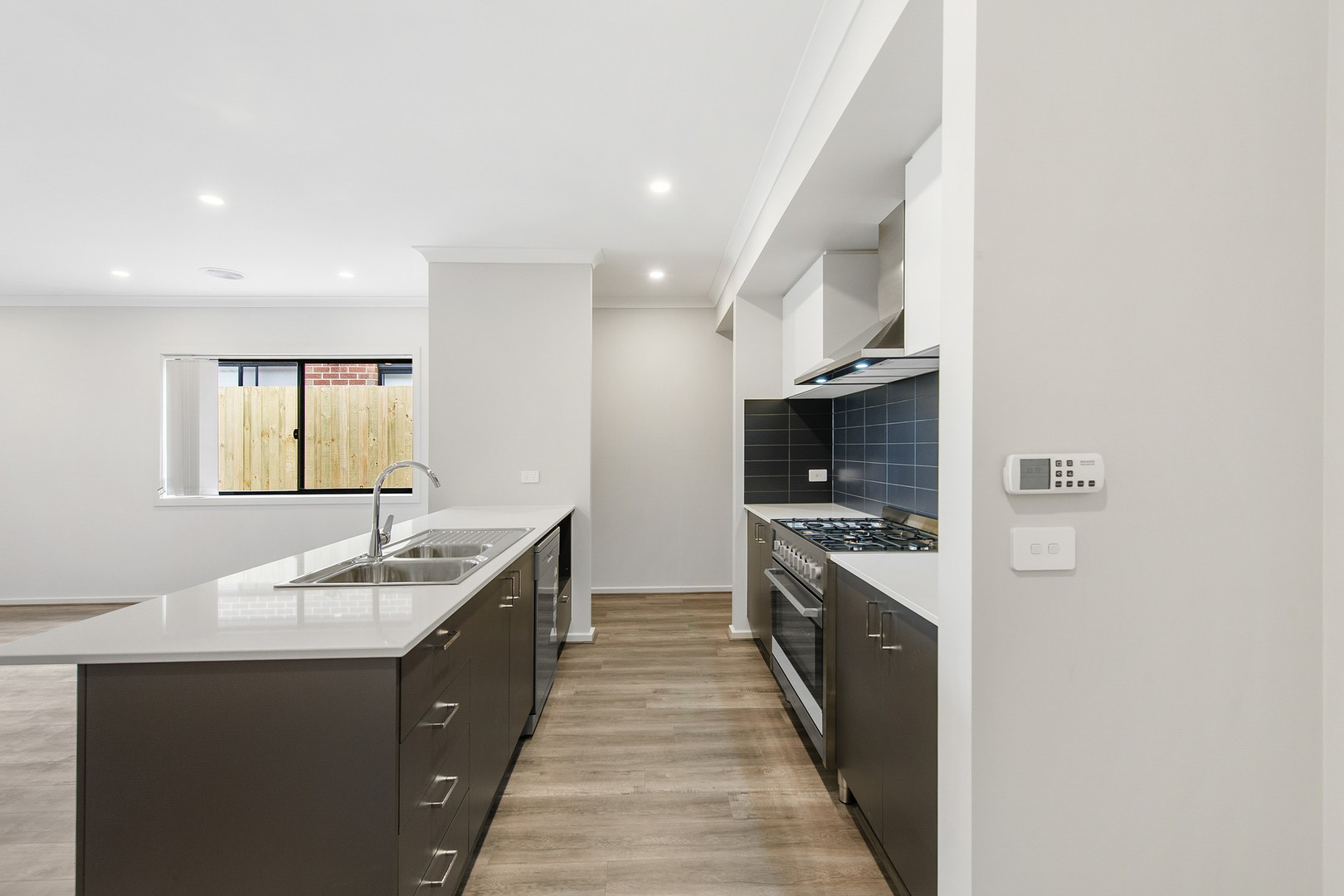 65 Crown Drive, Fraser Rise, VIC 3336, Fraser Rise - Thumbnail 4