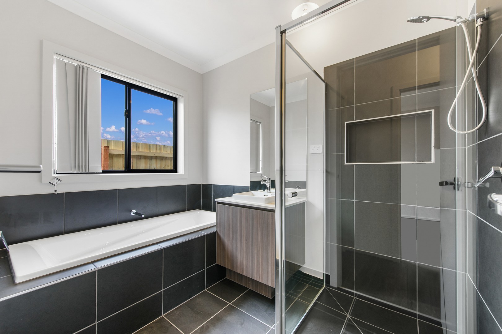 65 Crown Drive, Fraser Rise, VIC 3336, Fraser Rise - Thumbnail 7