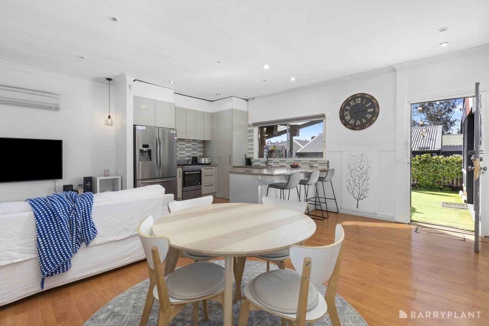 65 Faraday Road, Croydon South, VIC 3136 - Thumbnail 2 - 01/10/2025