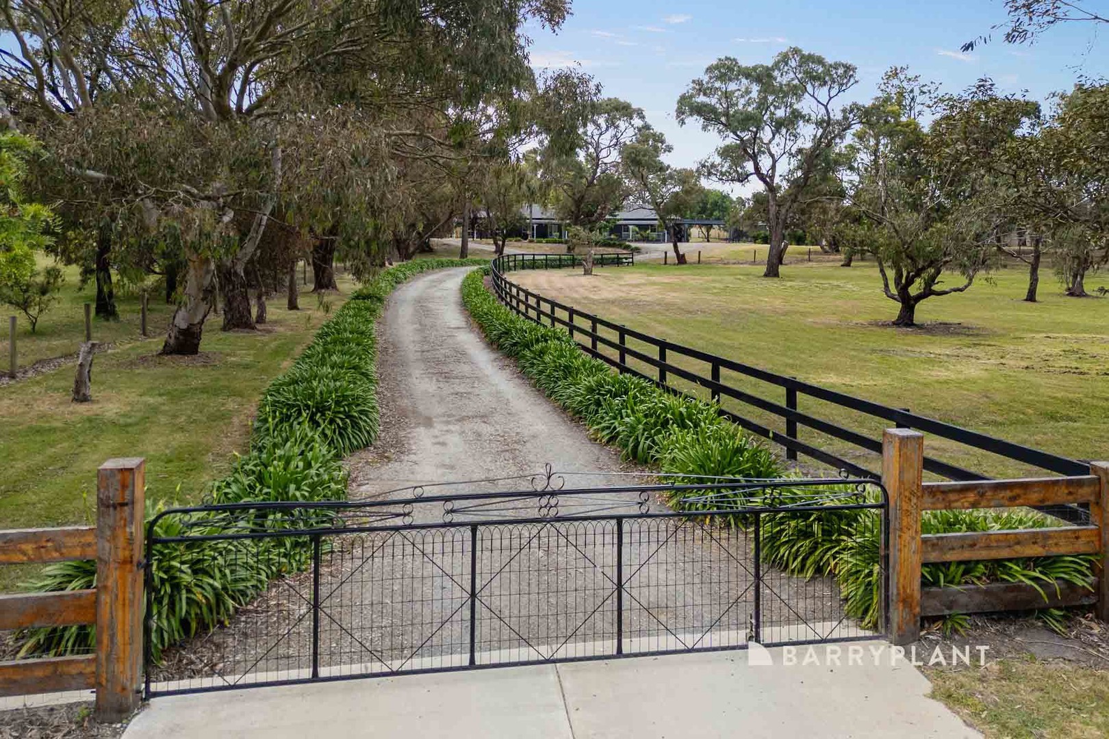 65 Gentle Annie Drive, Blind Bight, VIC 3980 - Thumbnail 2 - 13/11/2024