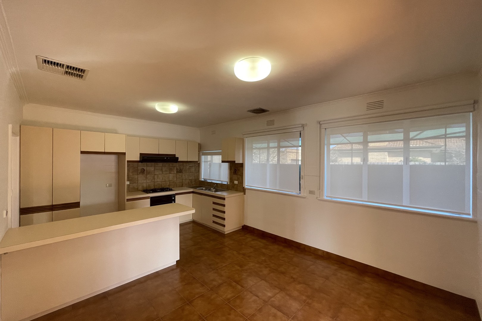 65 Glasgow Avenue, Reservoir, VIC 3073, Reservoir - Thumbnail 3