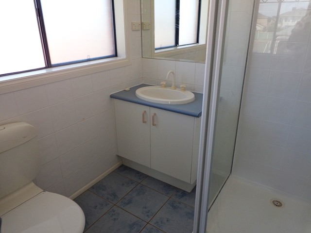 65 Glastonbury Circuit, Point Cook, VIC 3030, Point Cook - Thumbnail 7