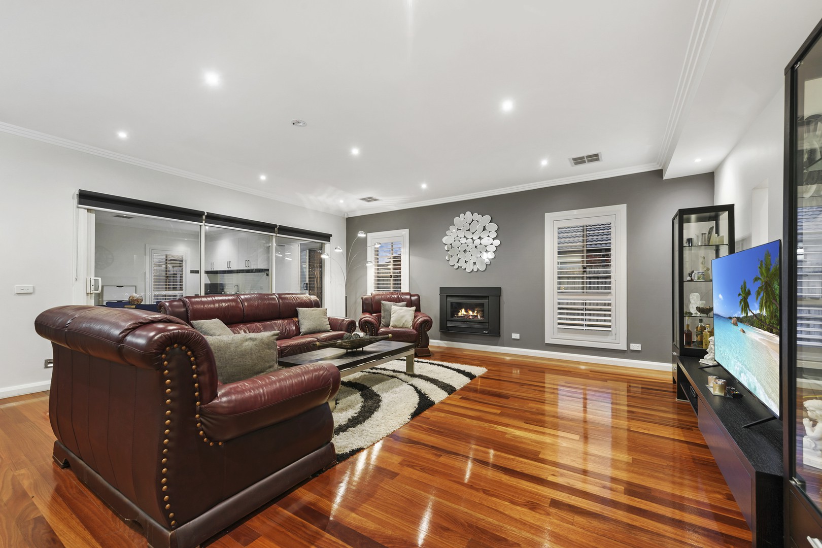 65 Glenbruar Drive, Hillside, VIC 3037, Hillside - Thumbnail 3