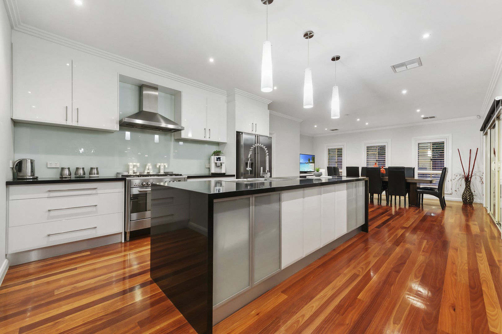 65 Glenbruar Drive, Hillside, VIC 3037, Hillside - Thumbnail 5