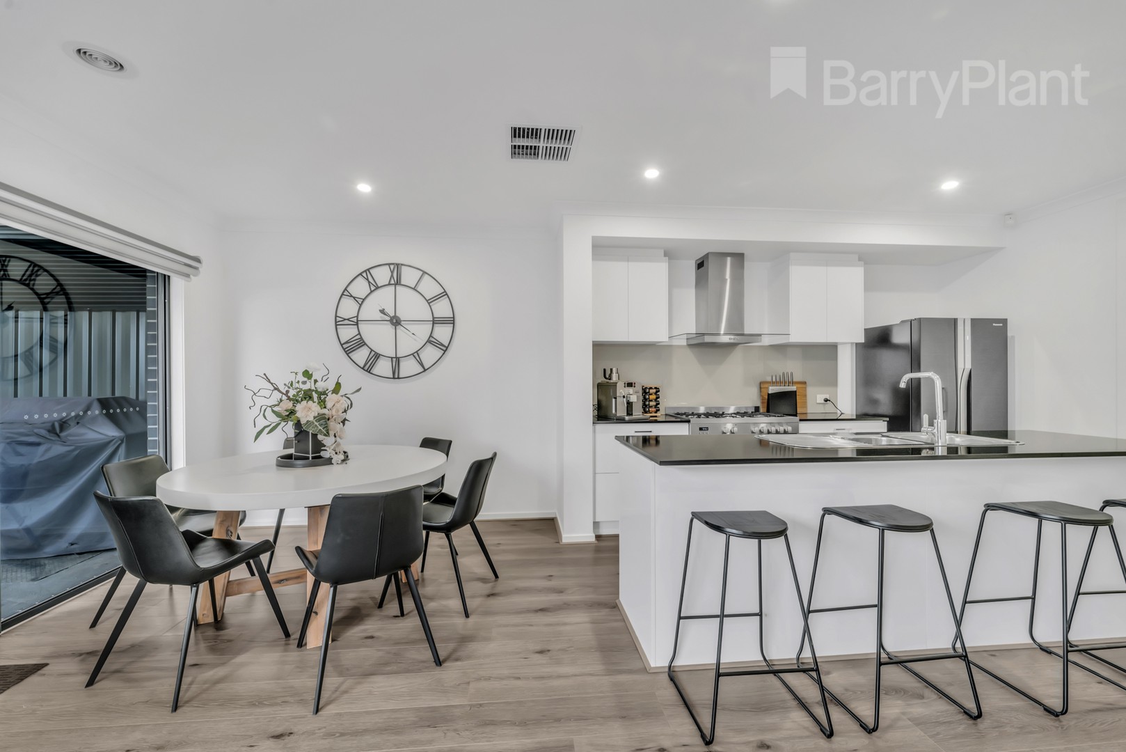 65 Gossia Avenue, Craigieburn, VIC 3064, Craigieburn - Thumbnail 4