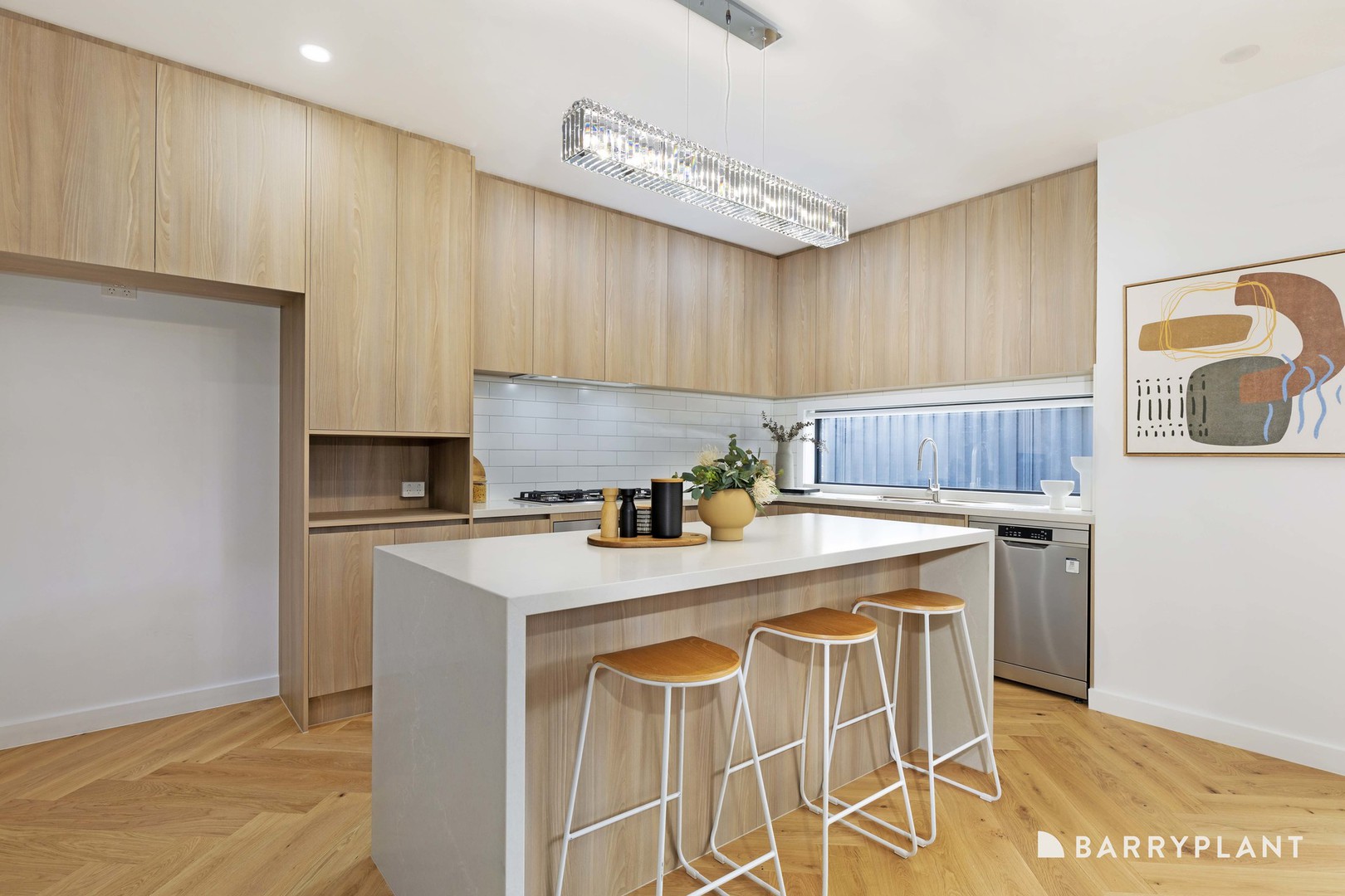 65 Grevillia Road, Oak Park, VIC 3046, Oak Park - Thumbnail 3