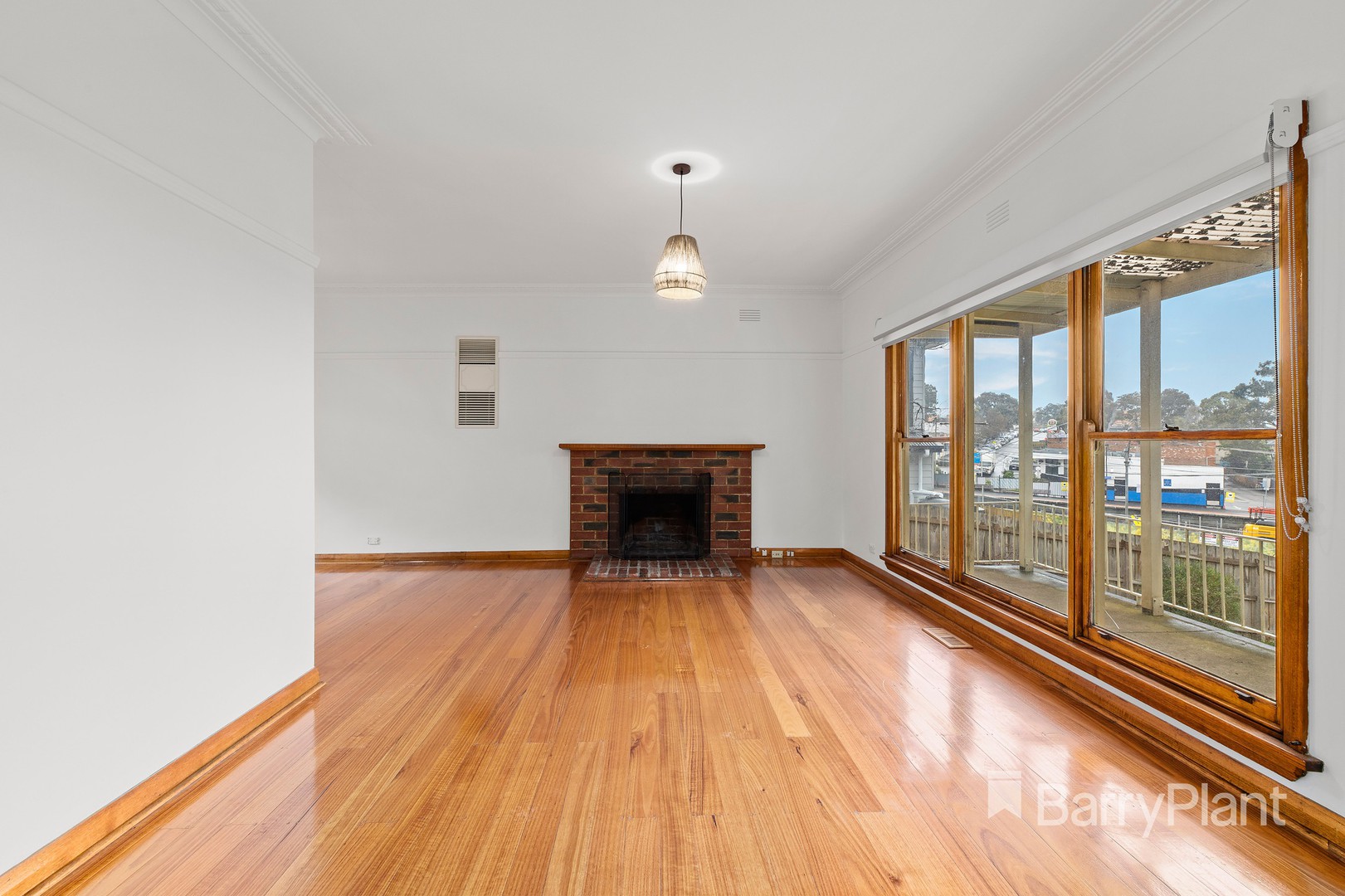65 Kelvin Avenue, Montmorency, VIC 3094, Montmorency - Thumbnail 3