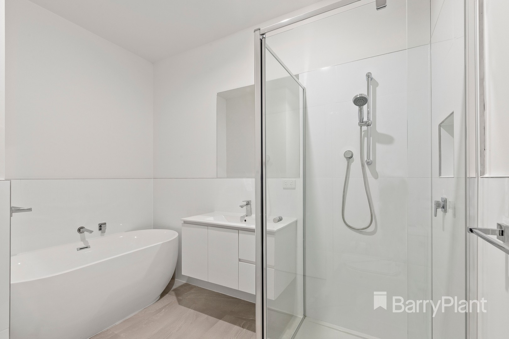 65 Kelvin Avenue, Montmorency, VIC 3094, Montmorency - Thumbnail 4