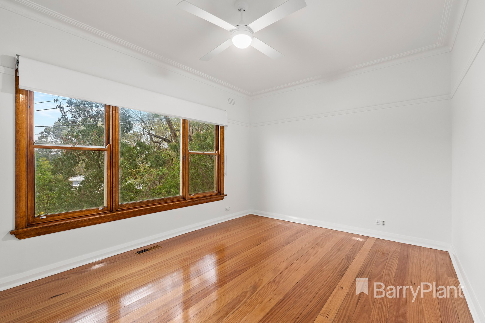 65 Kelvin Avenue, Montmorency, VIC 3094, Montmorency - Thumbnail 6