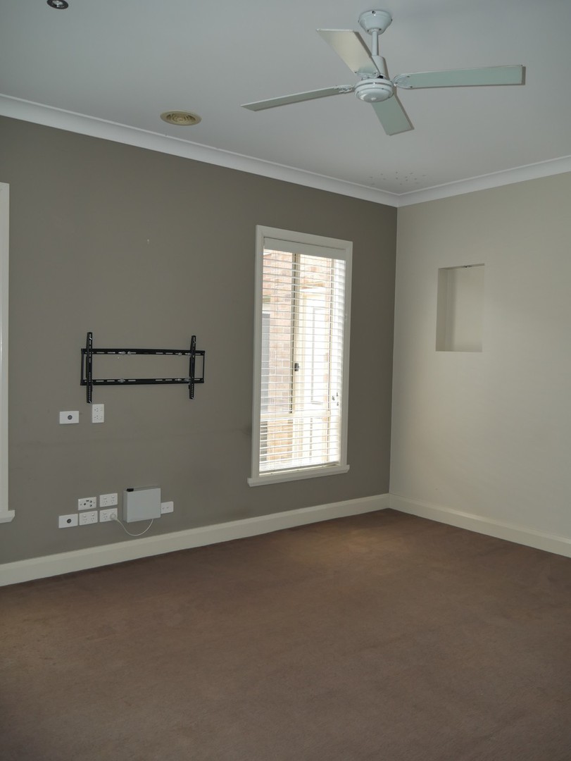 65 Lakewood Boulevard, Melton, VIC 3337 - Thumbnail 1 - 01/05/2026