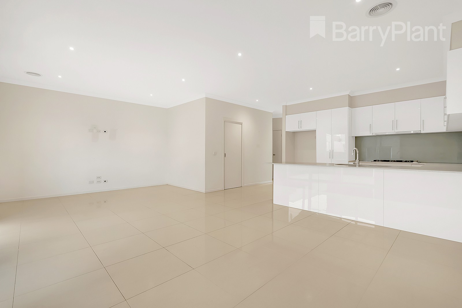 65 Lygon Drive, Craigieburn, VIC 3064, Craigieburn - Thumbnail 4