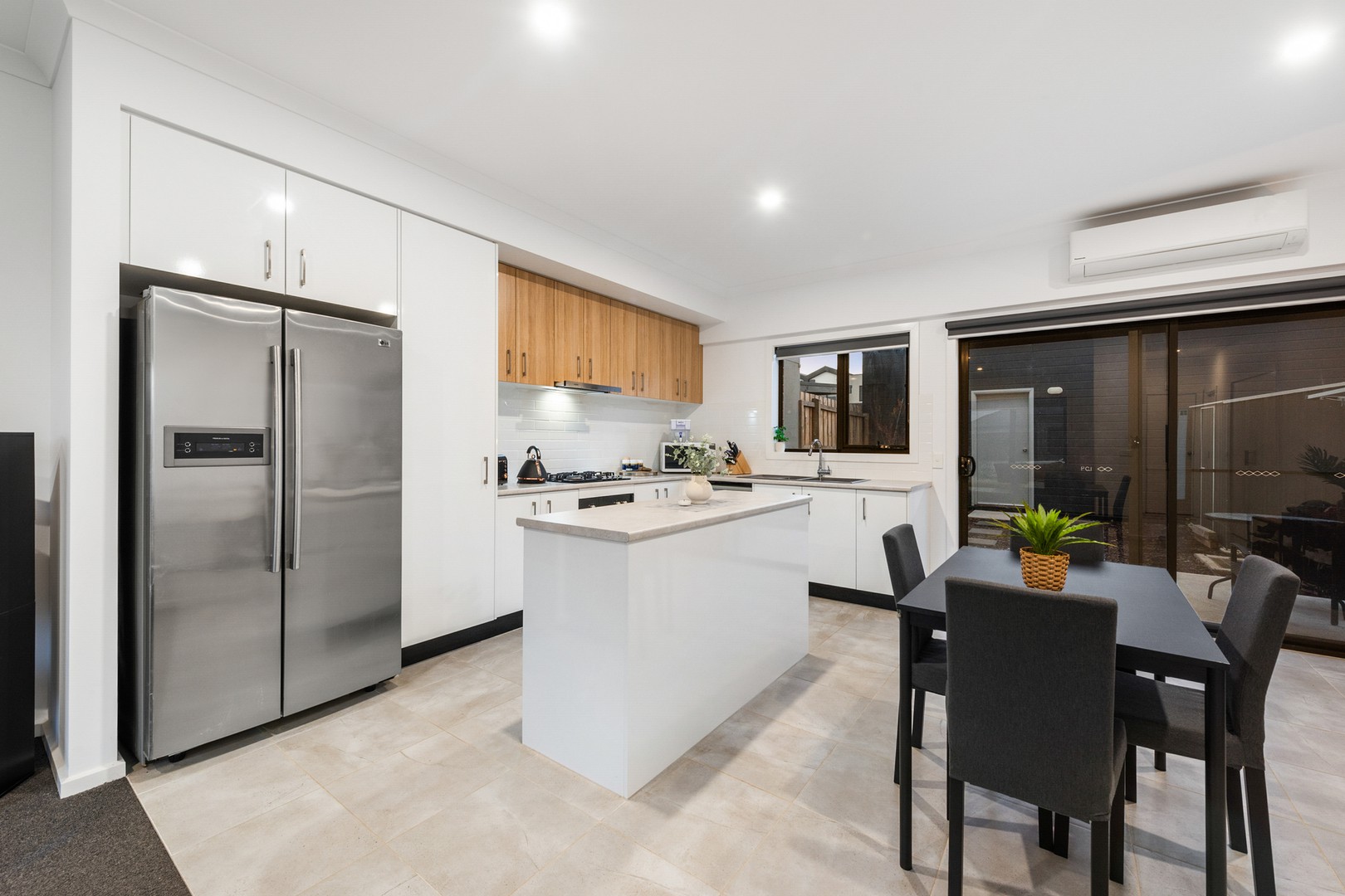 65 Normanby Boulevard, Deanside, VIC 3336, Deanside - Thumbnail 3
