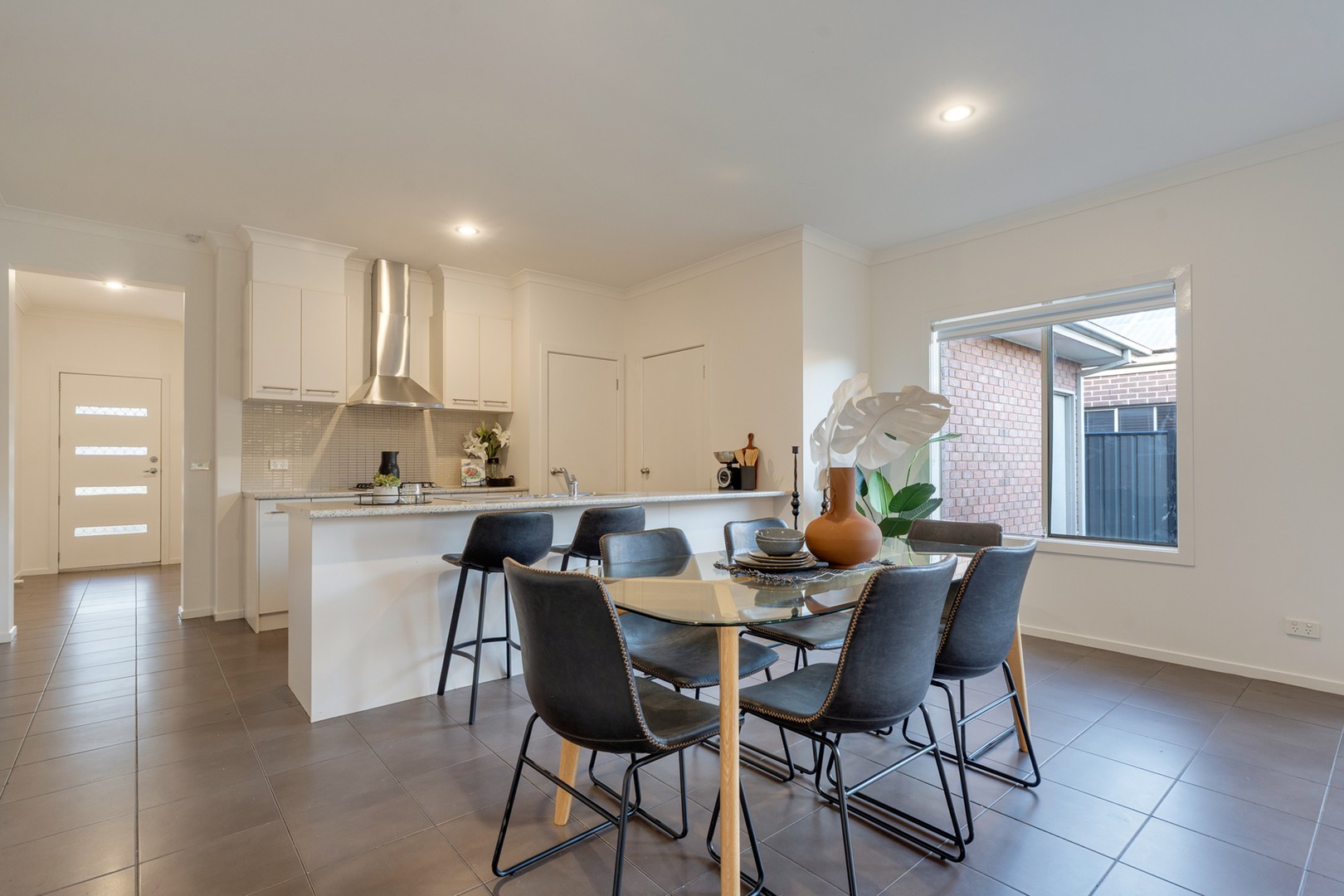 65 Northumberland Circuit, Craigieburn, VIC 3064, Craigieburn - Thumbnail 4