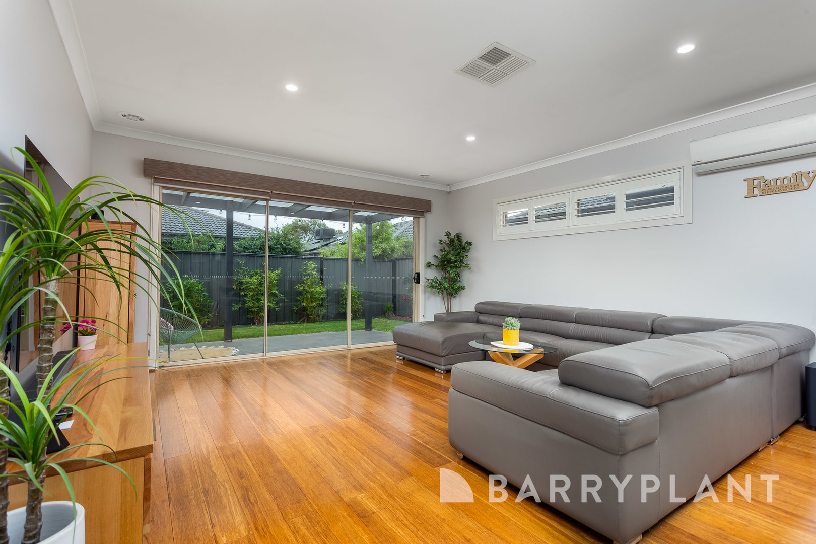 65 Regal Road, Point Cook, VIC 3030, Point Cook - Thumbnail 5