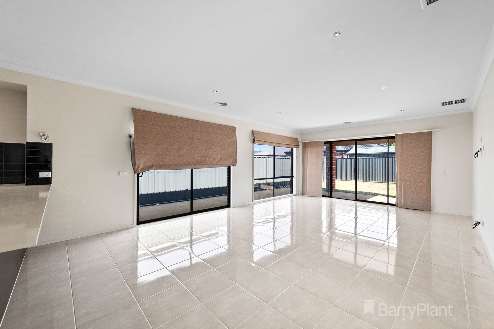 65 Sabel DriveCranbourne North, VIC 3977, Cranbourne North - Thumbnail 2