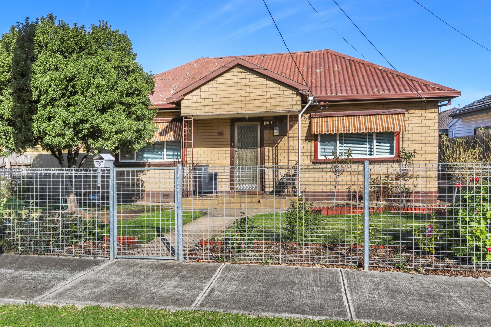 65 Sandford Avenue, Sunshine North, VIC 3020, Sunshine North - Thumbnail 2