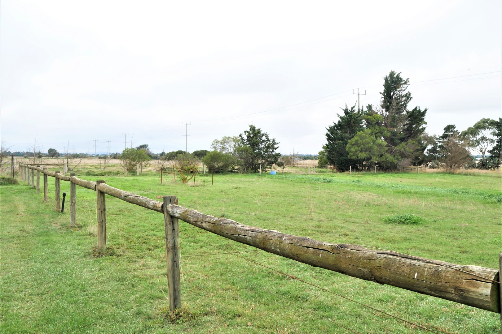 652-670 Mount Cottrell Road, Melton, VIC 3337 - Thumbnail 1 - 19/05/2022