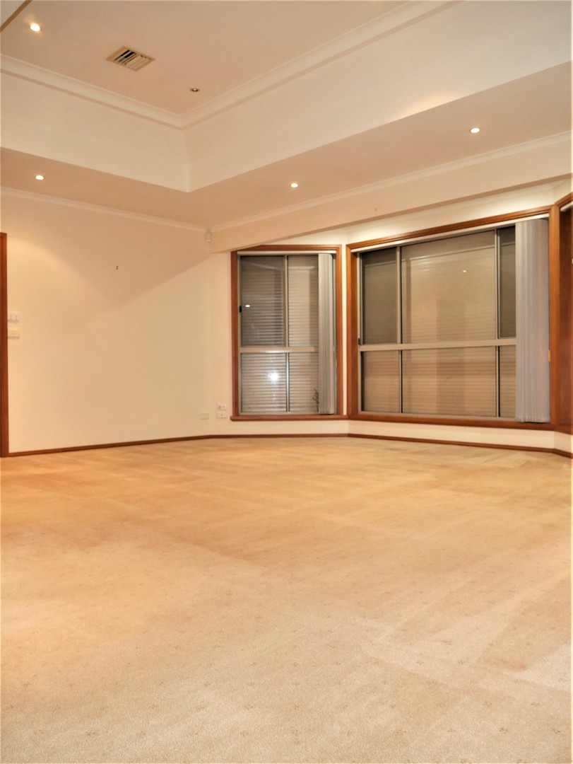 652-670 Mount Cottrell Road, Melton, VIC 3337 - Thumbnail 2 - 19/05/2022