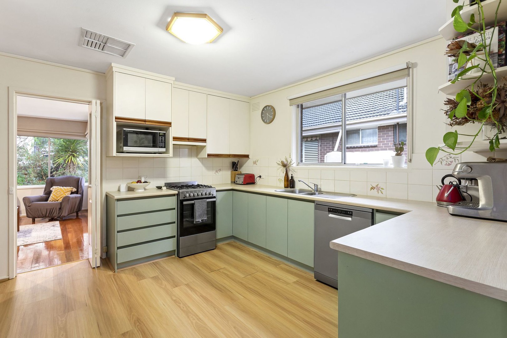 66 Bendoran Crescent, Bundoora, VIC 3083, Bundoora - Thumbnail 4
