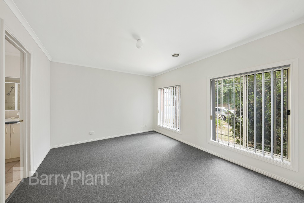 66 Brindalee Way, Hillside, VIC 3037, Hillside - Thumbnail 2