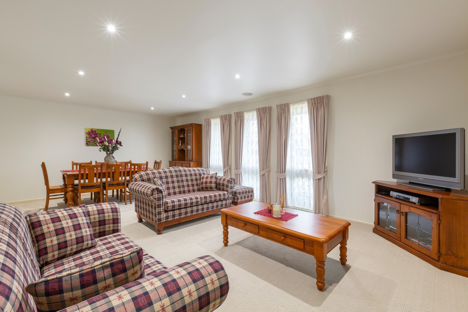 66 Cameron Parade, Bundoora, VIC 3083, Bundoora - Thumbnail 4