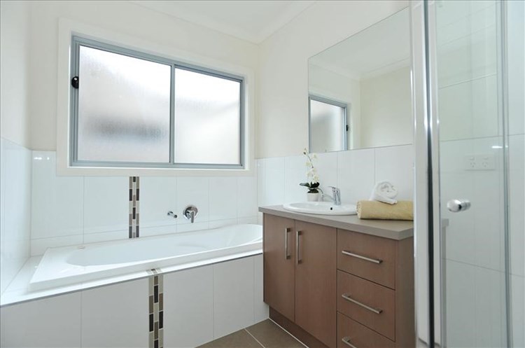 66 Fraser Street, Airport West, VIC 3042, Airport West - Thumbnail 5