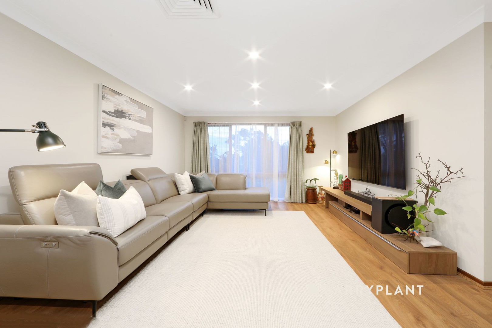 66 George Street, Scoresby, VIC 3179 - Thumbnail 2 - 17/11/2025