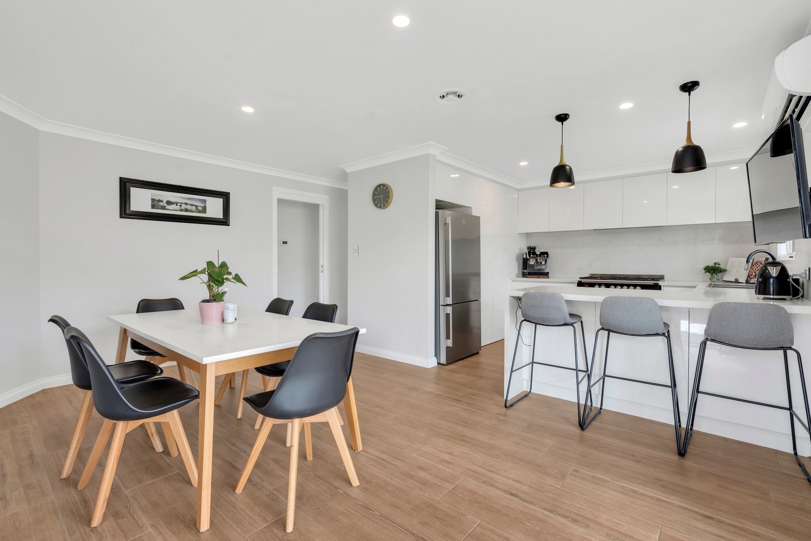 66 Hassett Crescent, Keilor East, VIC 3033, Keilor East - Thumbnail 3