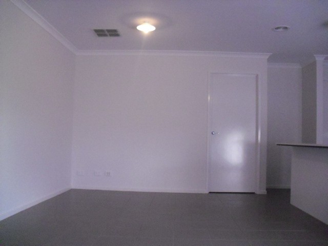 66 Prudence Parade, Point Cook, VIC 3030, Point Cook - Thumbnail 5