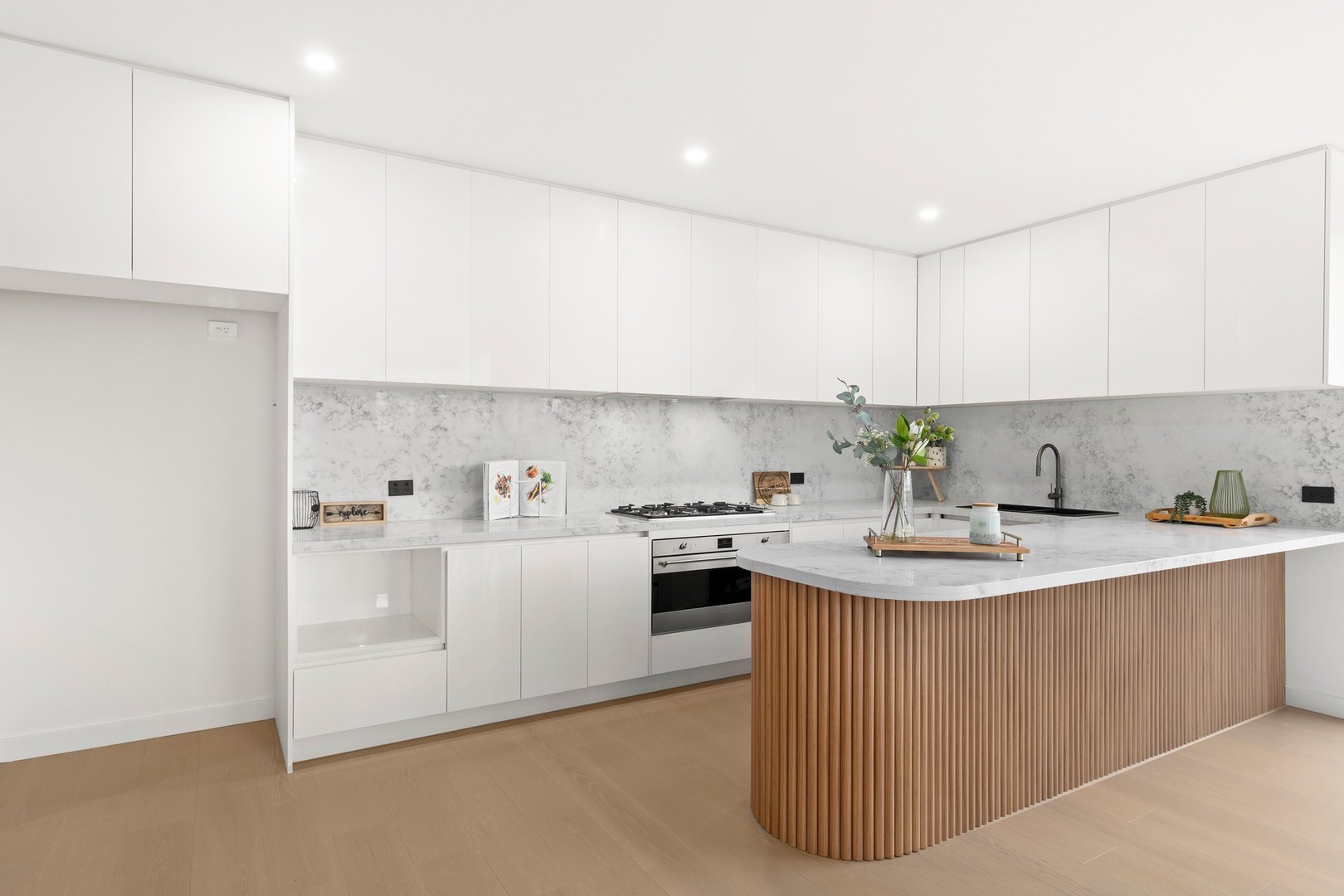 66 Roberts Road, Airport West, VIC 3042, Airport West - Thumbnail 5