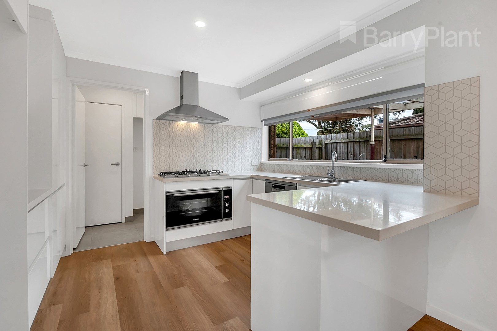66 Rokeby Crescent, Craigieburn, VIC 3064, Craigieburn - Thumbnail 4