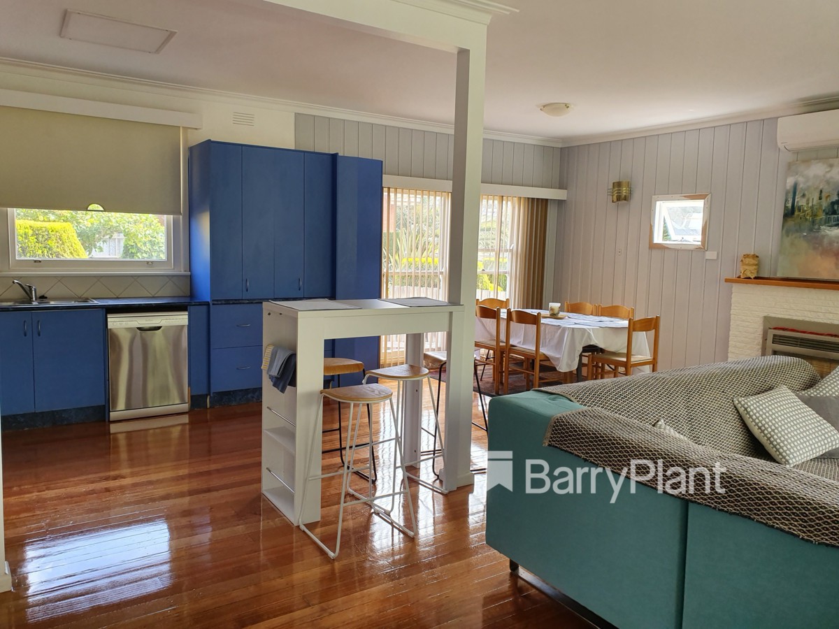 66 Sixth Avenue, Rosebud, VIC 3939, Rosebud - Thumbnail 2