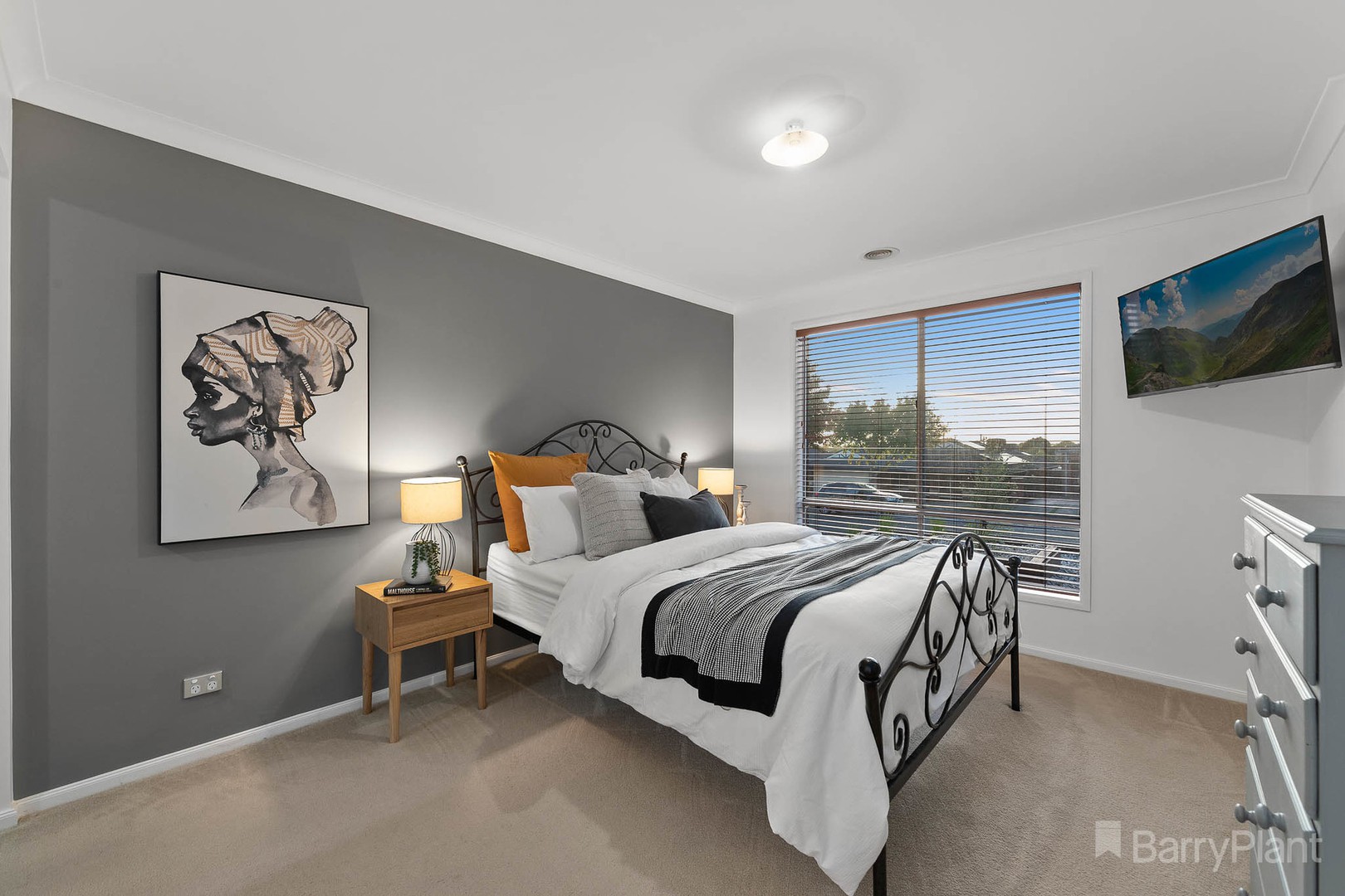 66 Skyline Way, Berwick, VIC 3806, Berwick - Thumbnail 3