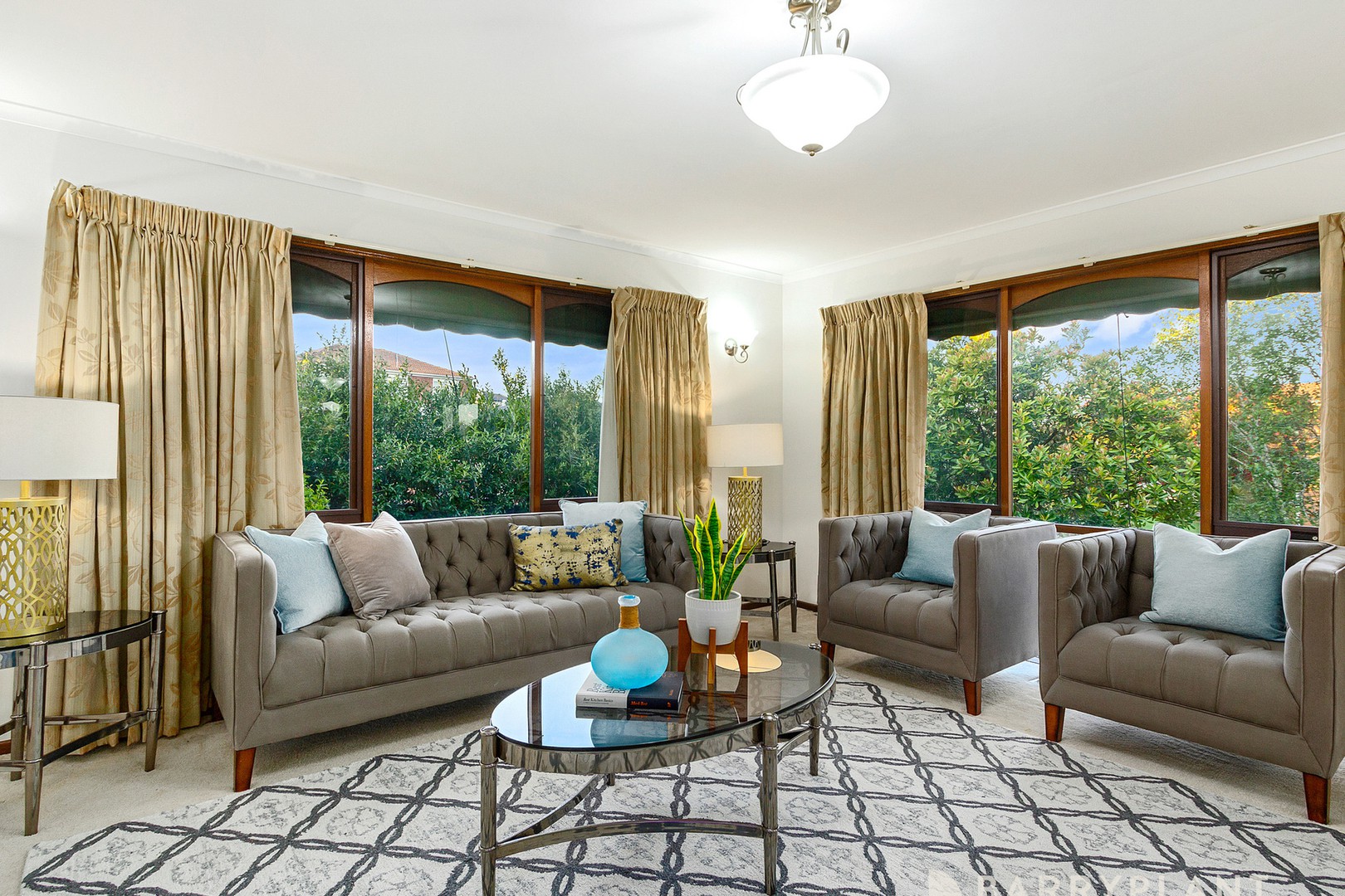 66 Wakley Crescent, Wantirna South, VIC 3152 - Thumbnail 2 - 11/10/2023