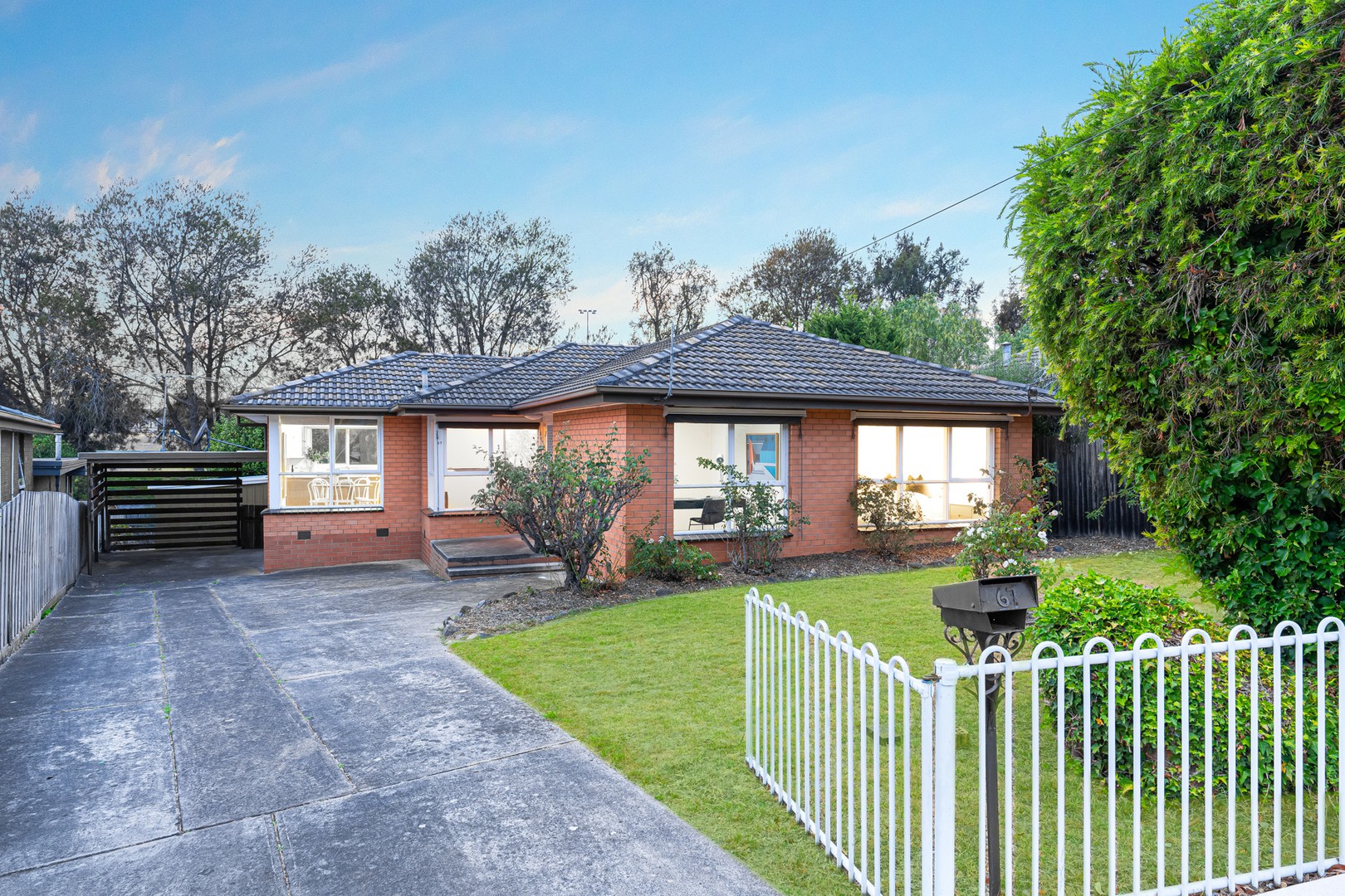 67 Belle Vue Avenue, Highton, VIC 3216 - Thumbnail 2 - 23/01/2025