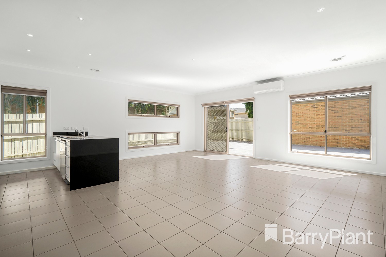 67 Callaway Blvd, Sunshine West, VIC 3020, Sunshine West - Thumbnail 2