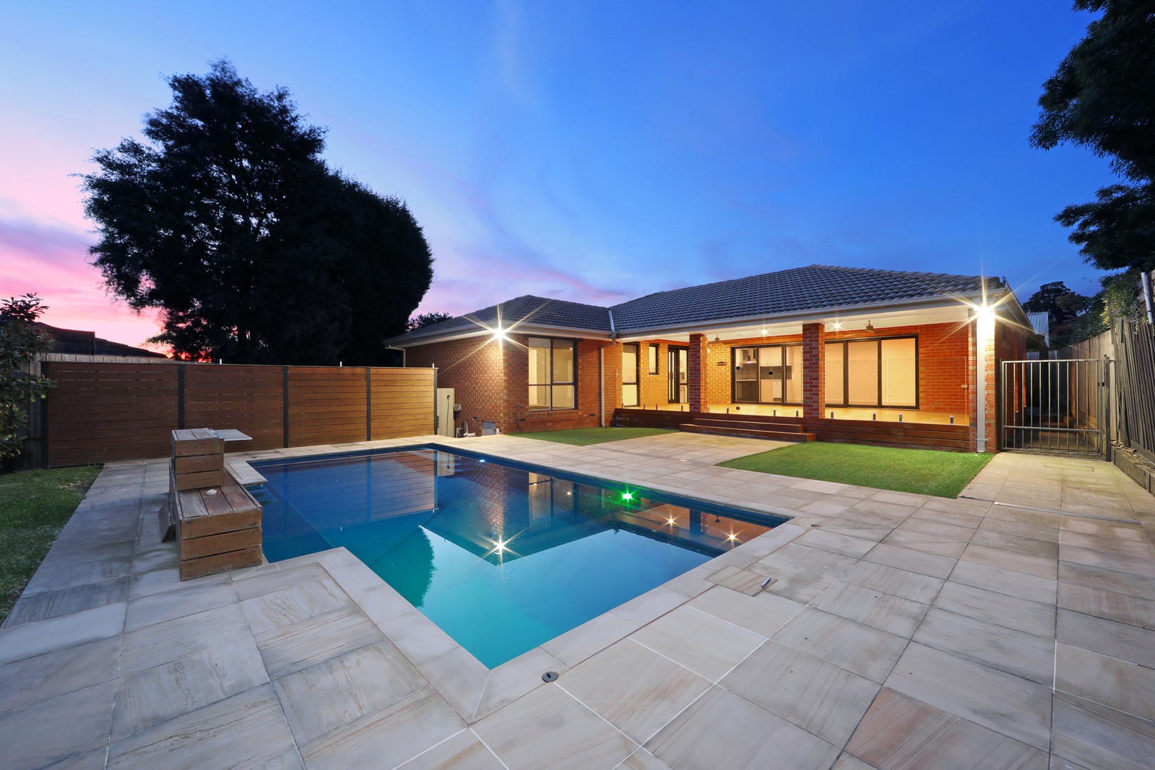 67 Deschamp CrescentRowville, VIC 3178, Rowville - Thumbnail 2