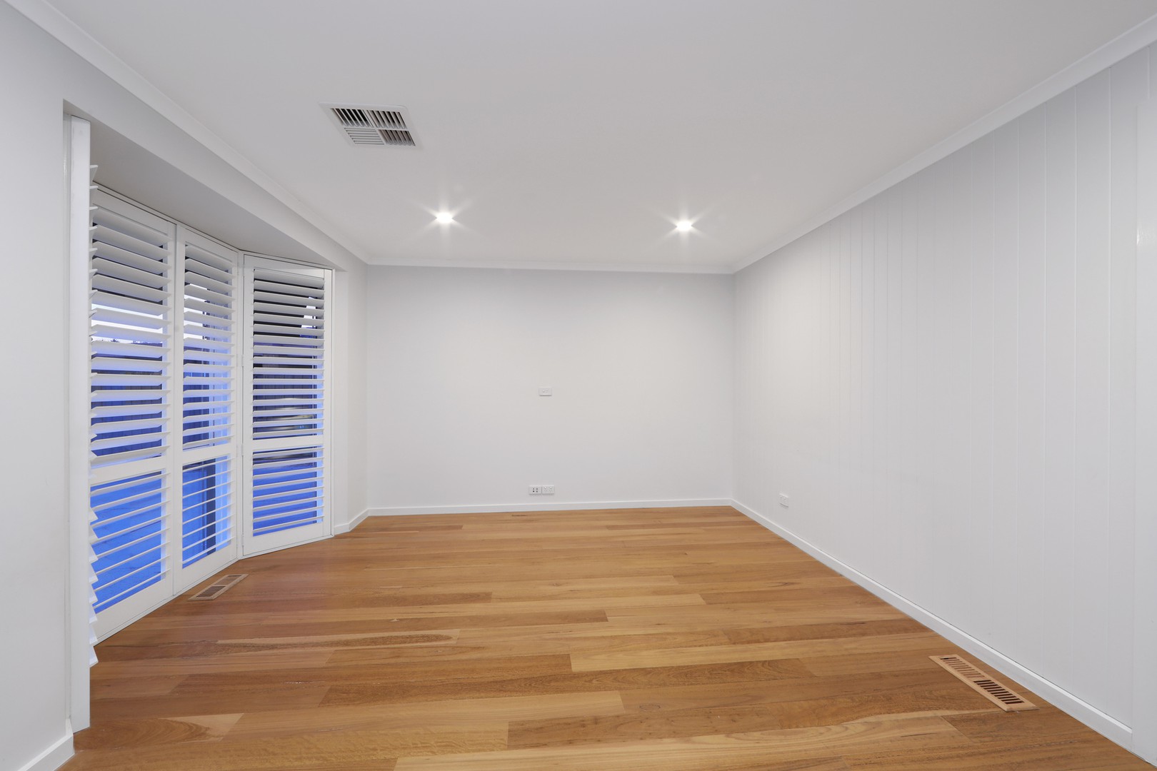 67 Deschamp CrescentRowville, VIC 3178, Rowville - Thumbnail 5