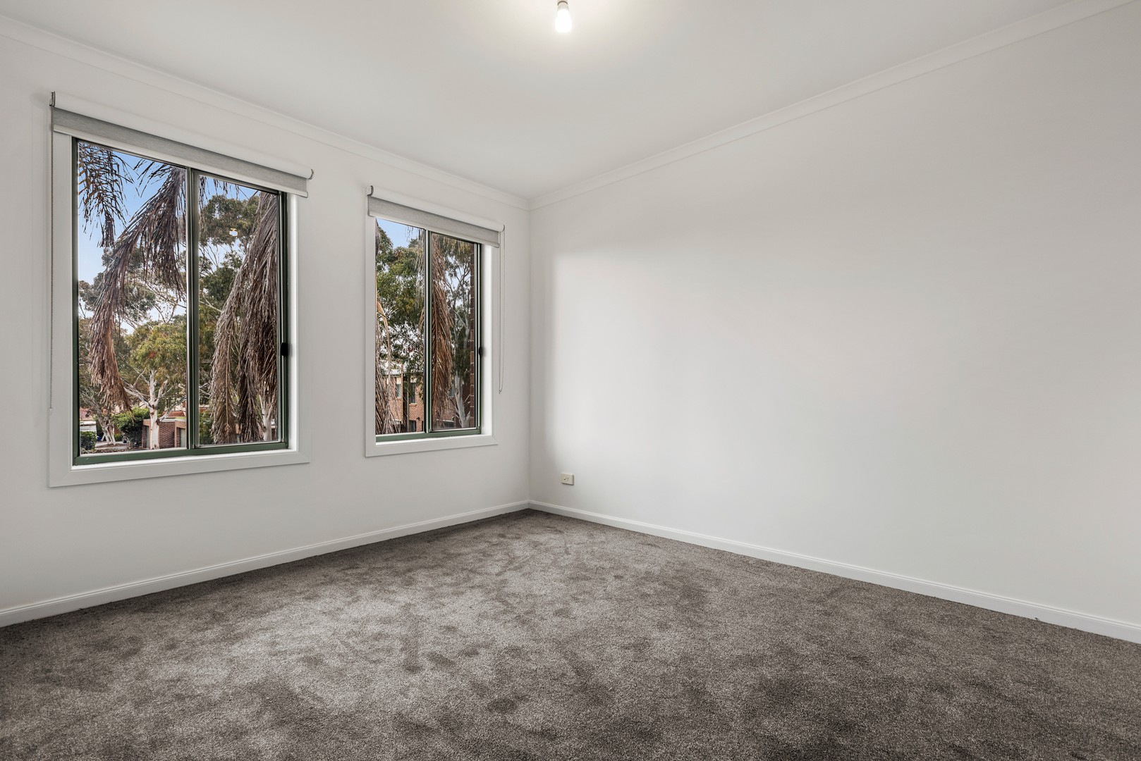 67 Gorge RoadSouth Morang, VIC 3752  - Leased, South Morang - Thumbnail 4