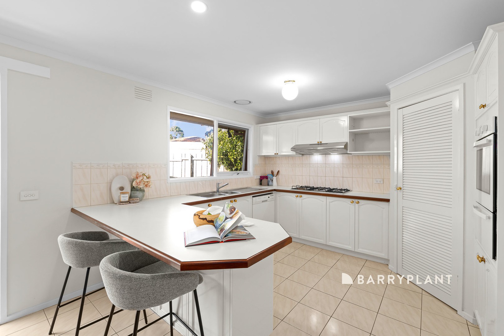 67 Guildford Crescent, Narre Warren, VIC 3805, Narre Warren - Thumbnail 4