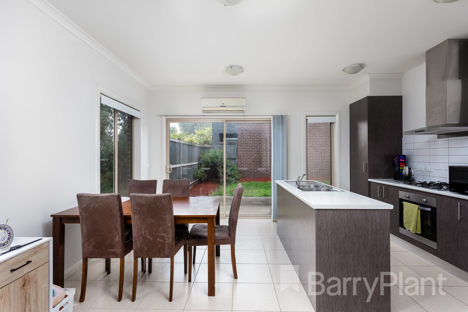 67 Hargrave Avenue, Point Cook, VIC 3030, Point Cook - Thumbnail 4