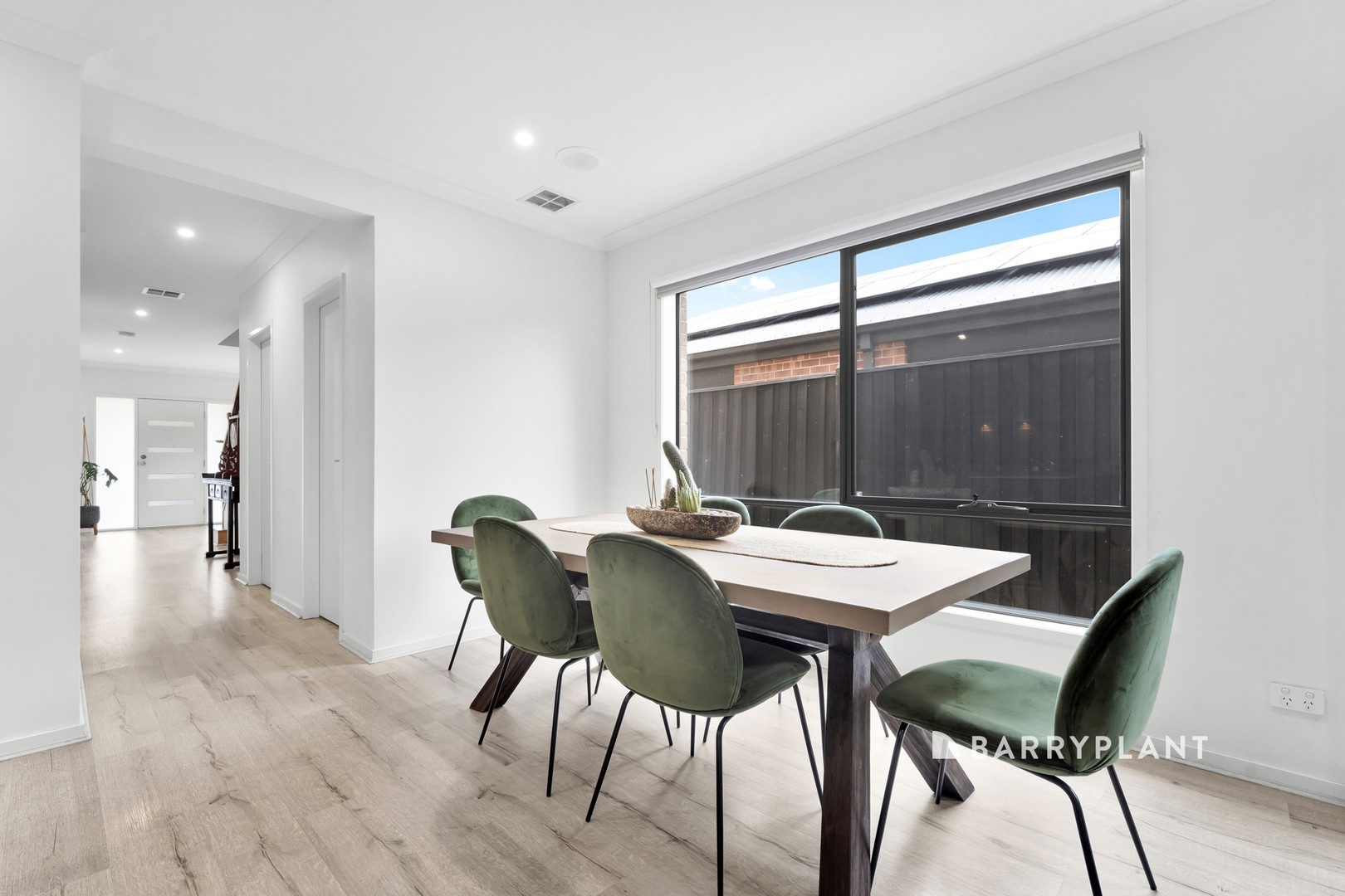 67 Hedgevale Drive, Officer, VIC 3809, Officer - Thumbnail 6