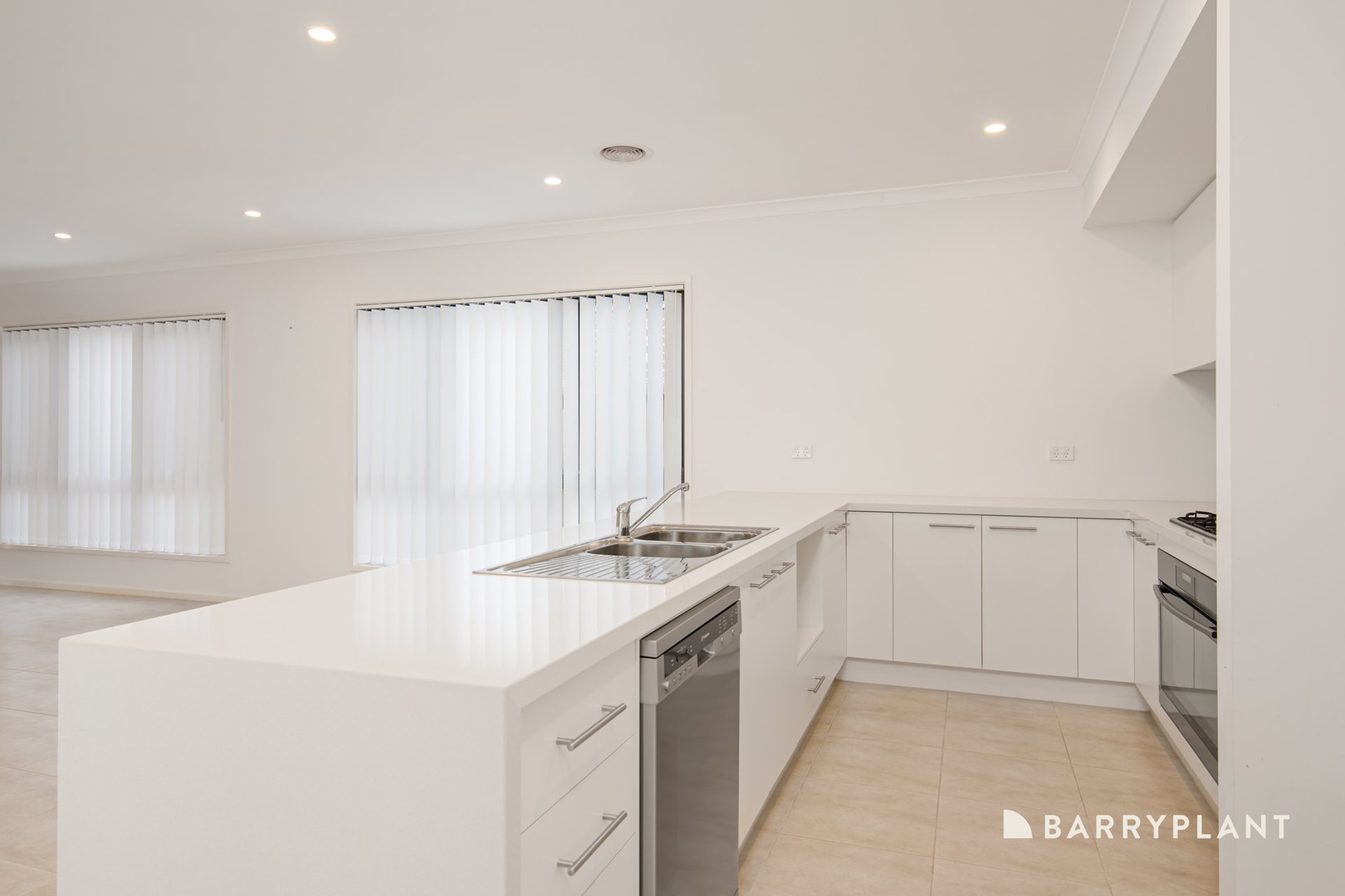 67 Kiama Street, Officer, VIC 3809 - Thumbnail 2 - 16/10/2026