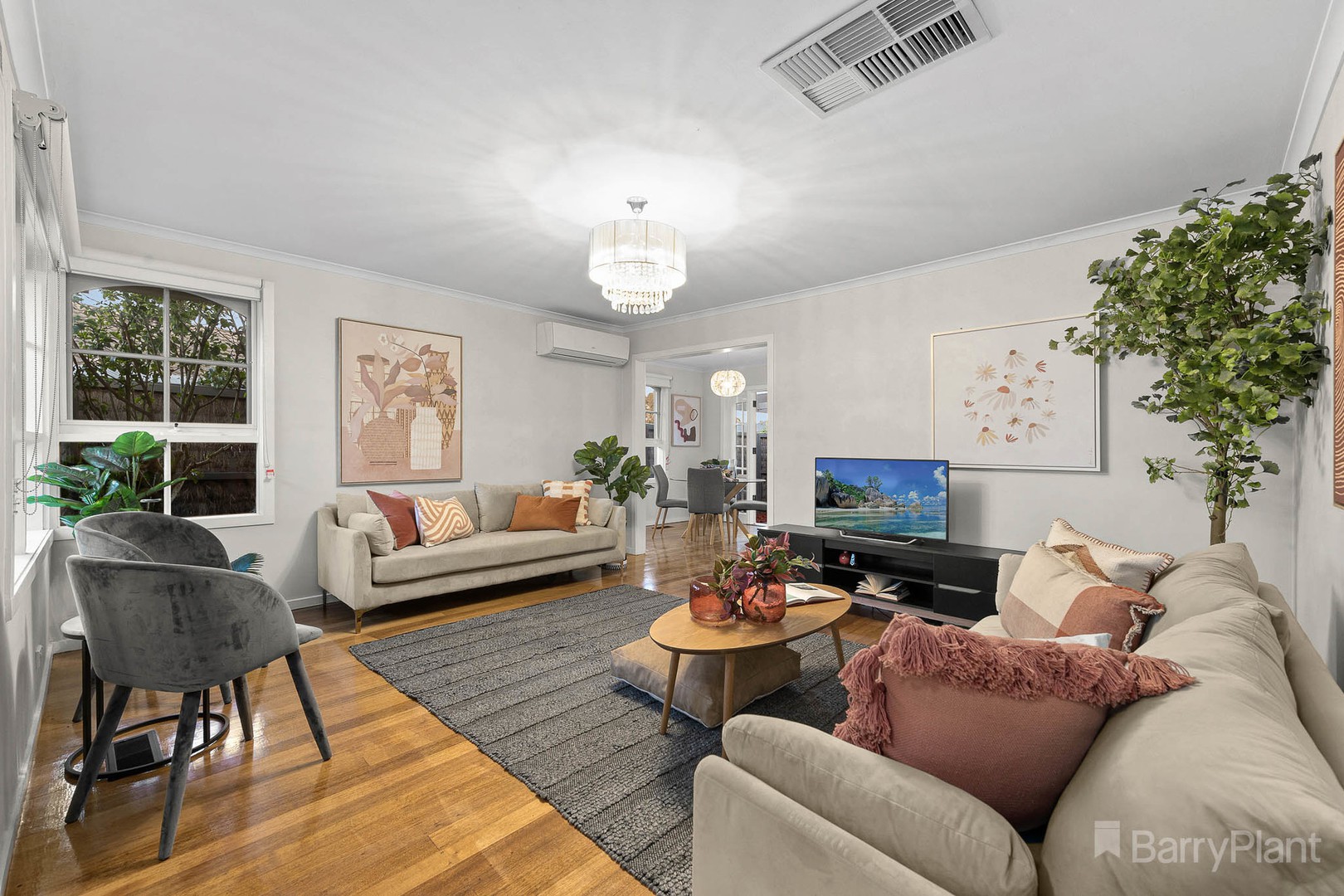 67 Mansfield Street, Berwick, VIC 3806 - Thumbnail 2 - 04/09/2026