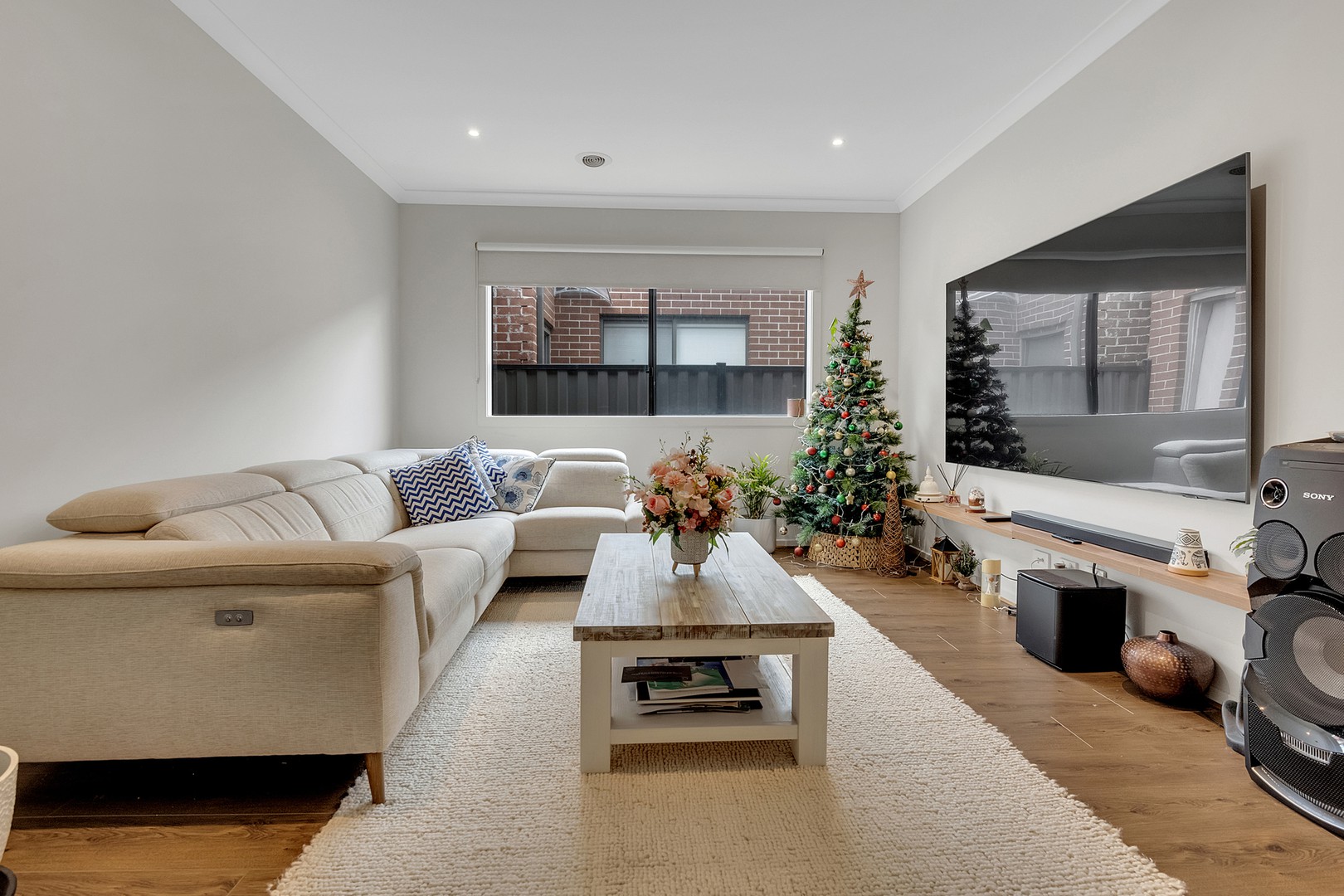 67 Peppertree Parade, Craigieburn, VIC 3064, Craigieburn - Thumbnail 3