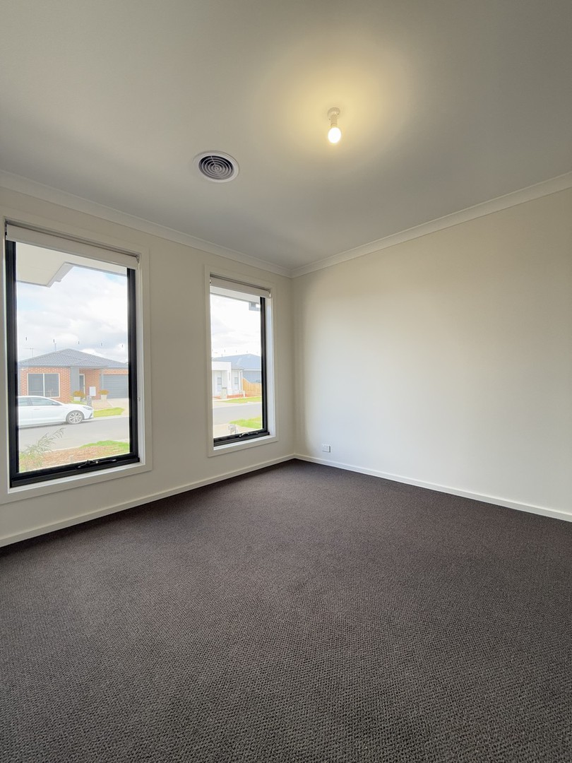 67 Sumac Street, Brookfield, VIC 3338, Brookfield - Thumbnail 2