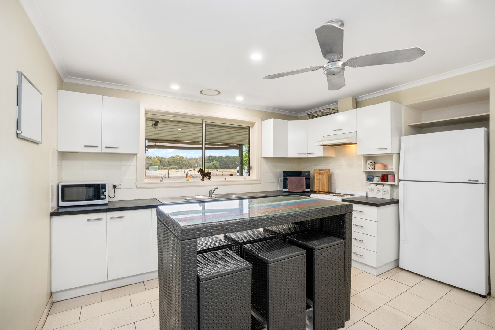67 Sutherland Street, Teesdale, VIC 3328, Teesdale - Thumbnail 7